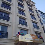Grand Marcello