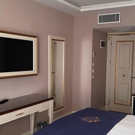 Grand Marcello Hotel