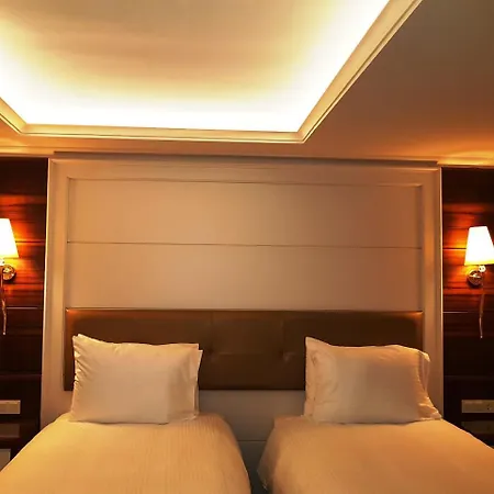 Grand Marcello Hotel