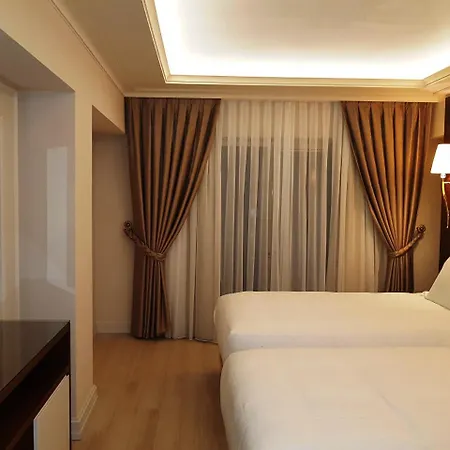 Grand Marcello 4* Isztambul