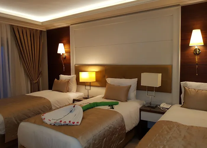 Grand Marcello Ξενοδοχείο 4*