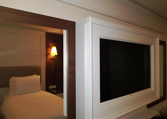 Ξενοδοχείο Grand Marcello 4*