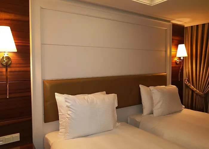 Ξενοδοχείο Grand Marcello 4*