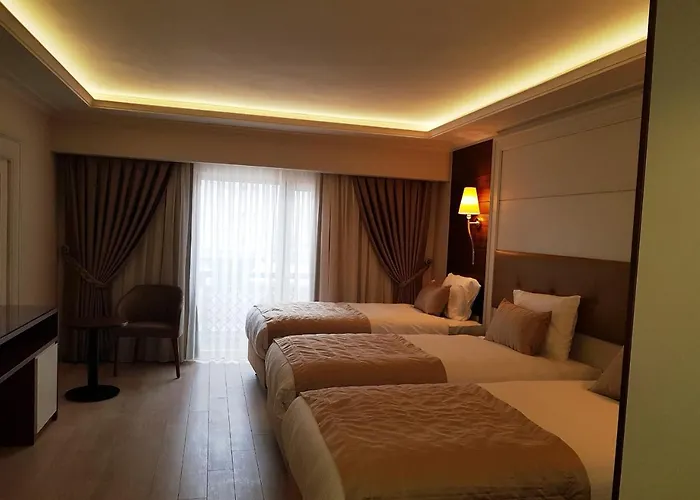 Ξενοδοχείο Grand Marcello 4*