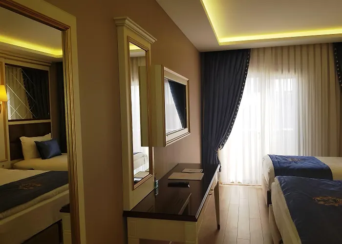 Grand Marcello Hotel