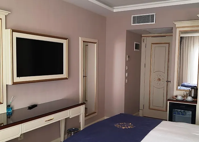 Grand Marcello Hotel