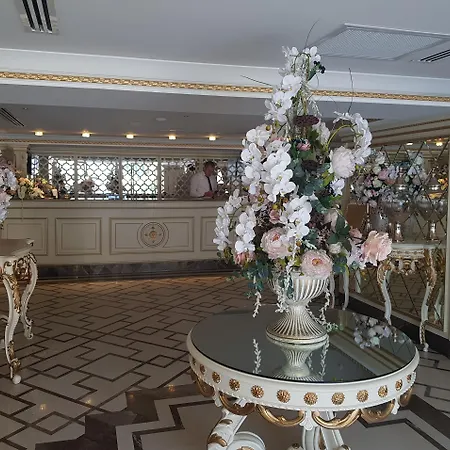 Отель Grand Marcello 4*