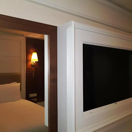 Отель Grand Marcello 4*