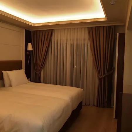 Отель Grand Marcello 4*