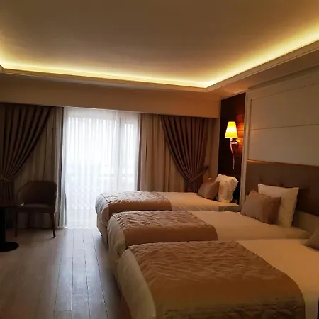Отель Grand Marcello 4*